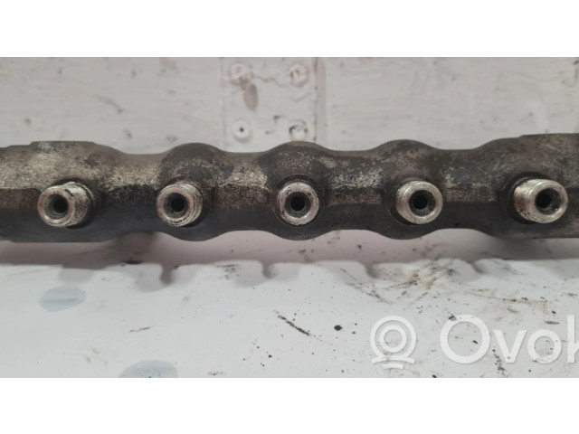 Топливная рампа 16670AA000   Subaru Forester SH 2.0 