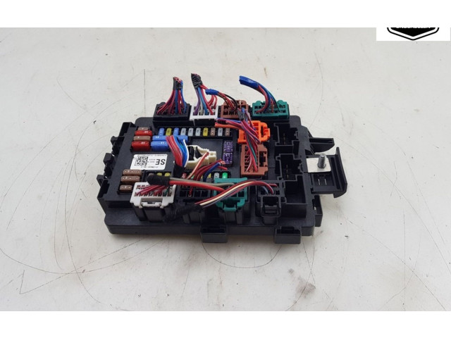 Pojistková skříňka 109440900E, 109440900E Tela Model S 2018