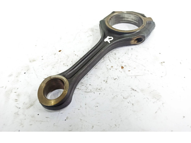 Шатун Mercedes-Benz R W251