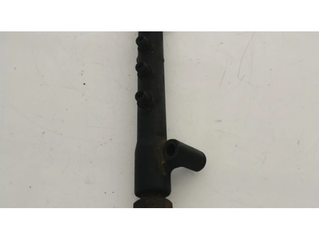 Vstřikovací lišta 89458 Toyota Avensis T250 pro naftový motor 2.0