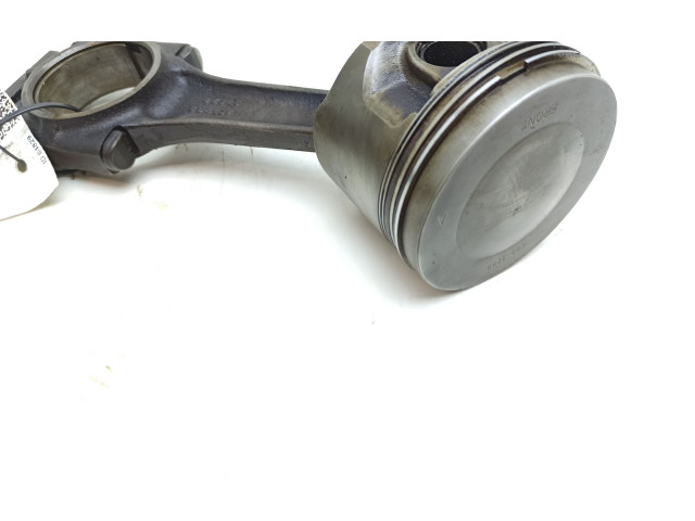 Поршень с шатуном EAC1868, SDF28 Jaguar XJS