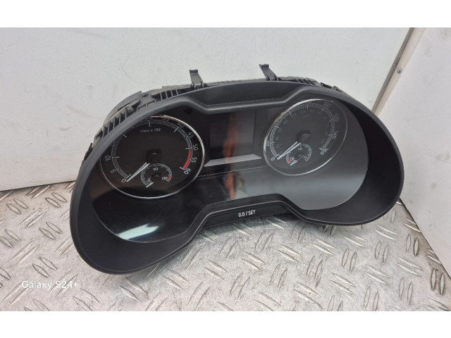 Přístrojová deska Skoda Octavia Mk3 (5E) 2019 5E0920981F