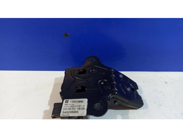 Замок задней крышки