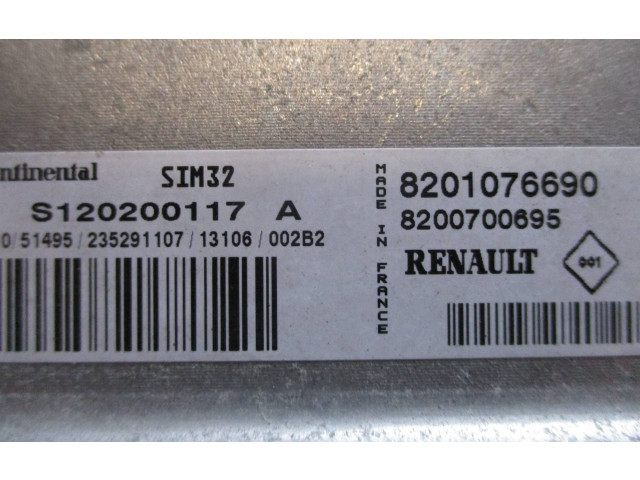 Блок управления двигателем Блок управления 8201176690, 8200700695 Renault Twingo II