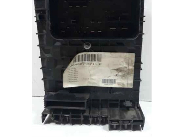 Pojistková skříňka 1K0937820B Volkswagen Caddy