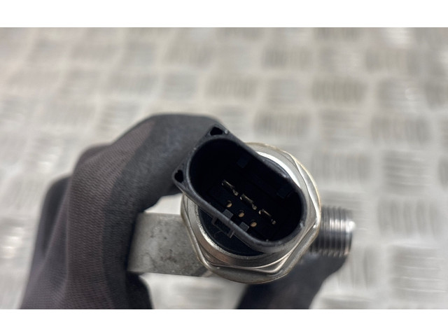 Топливная рампа 04L089, 04L089D   Audi A3 S3 8V  