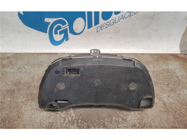 Přístrojová deska Fiat Punto (188) 2001 606307002H, 606307002H