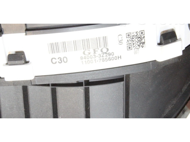 Přístrojová deska Hyundai i40 2011 940033Z290