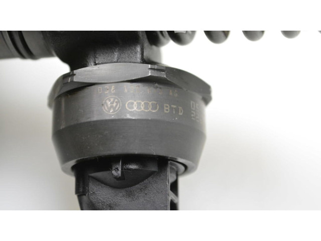 Форсунка 038130073AG Skoda Octavia Mk2 (1Z) BKC,BJB,BXE,BLS