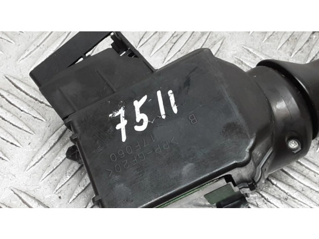 Ручка стеклоочистителей