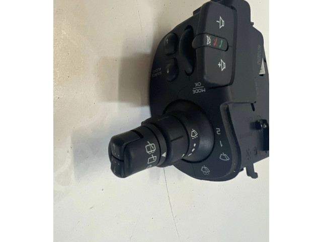 Ручка стеклоочистителей 28473052 Renault Kangoo II