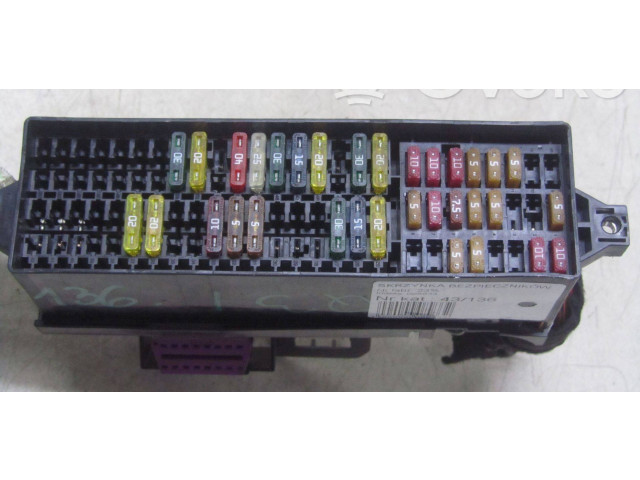 Блок предохранителей Audi Q3 8U