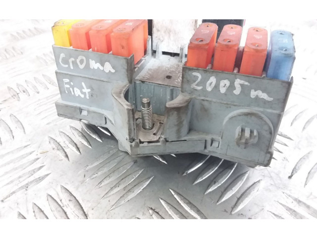 Pojistková skříňka 51738102 Fiat Croma 2006