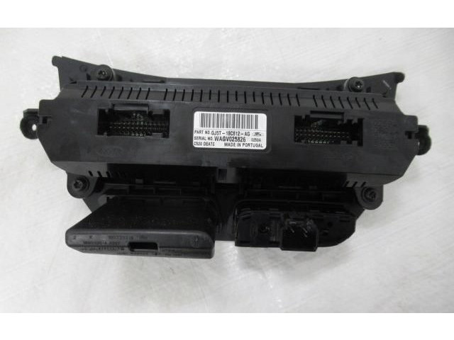 Блок управления климат-контролем    Ford Kuga II