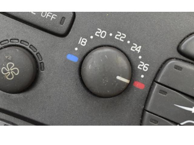 Блок управления климат-контролем    Volvo V70