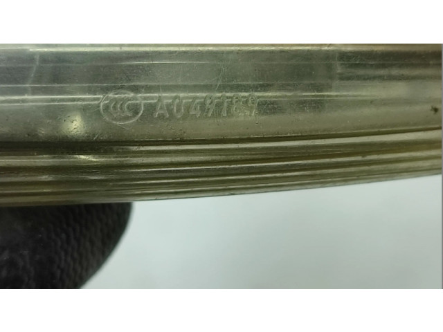 Поворотный фонарь крыла