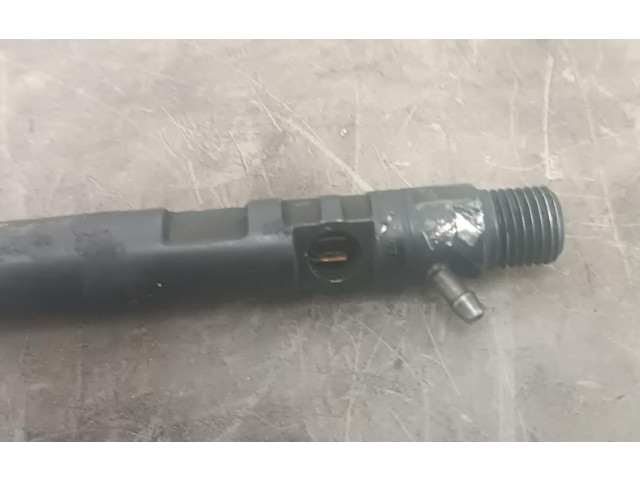 Vstřikovač EJBR02301Z   KIA Carnival    J3 