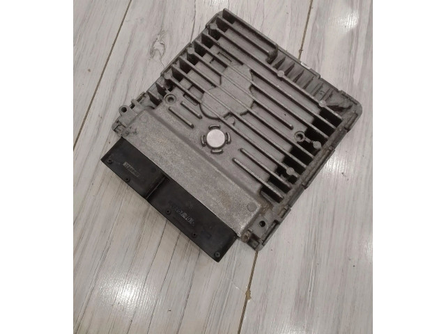 Блок управления двигателем Блок управления 03L906023KM   Audi A1