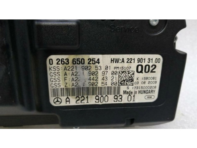 Přístrojová deska Mercedes-Benz S W221 2010 A2219009301