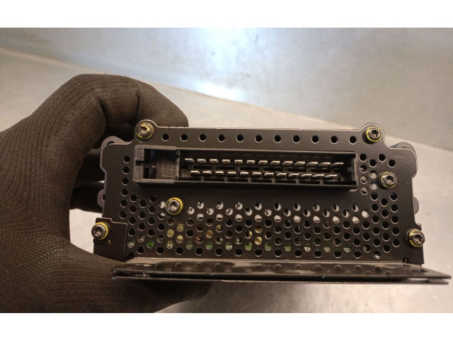 Звукоусилитель 8N8035223, BOSE   Audi TT Mk1