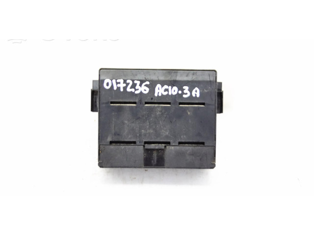 Pojistková skříňka 8921130020 Lexus GS 300 350 430 450H 2007