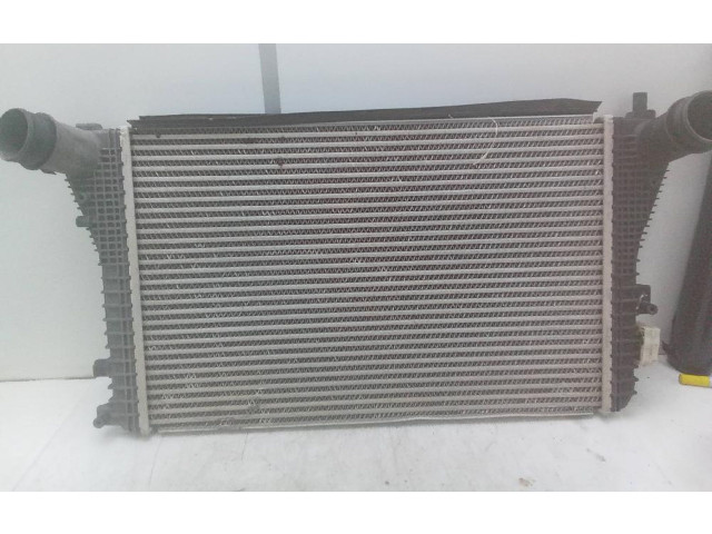 Интеркулер 1K0145803CA Volkswagen Caddy