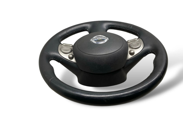 Volant Nissan Micra 2011