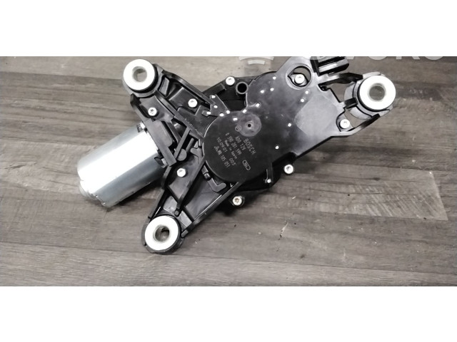 Моторчик заднего дворника MN105051, 0390201599 Mitsubishi Colt