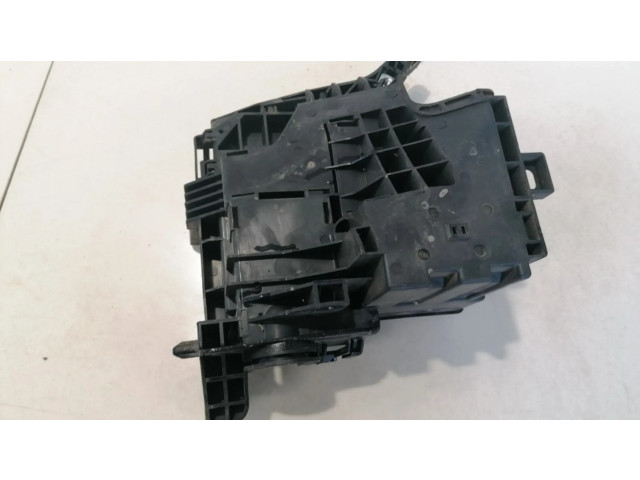 Блок предохранителей 919502h010 KIA Ceed