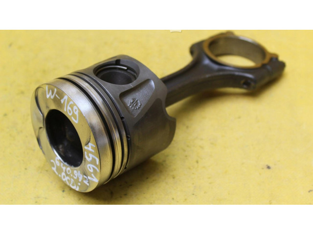 Píst Mercedes-Benz A W169