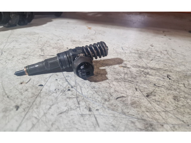 Vstřikovač 038130073AK Volkswagen Sharan