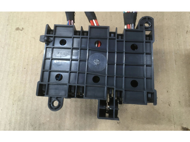 Блок предохранителей    Maserati Quattroporte    