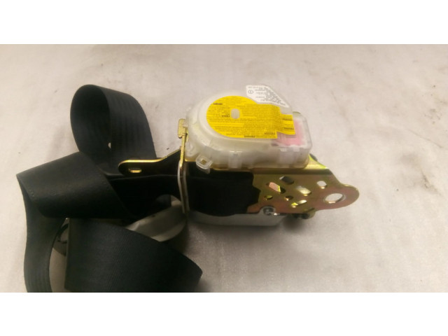 Передний ремень безопасности