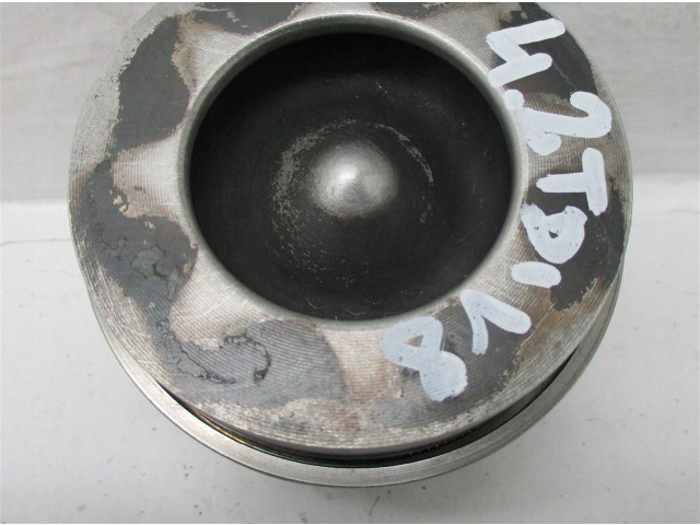 Píst    Audi A8 S8 D4 4H     