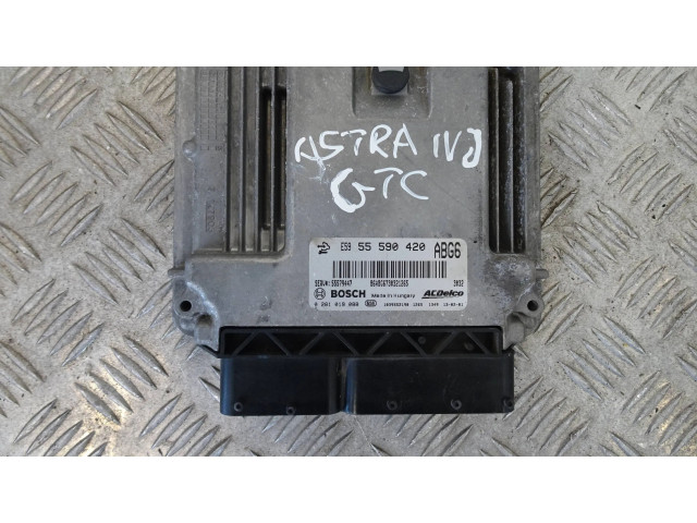 Řídící jednotka 55579447   Vauxhall Astra J 2011