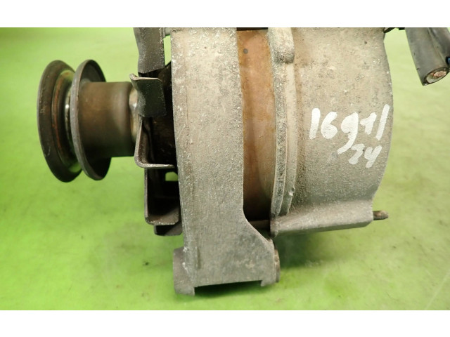 Масляный насос Audi 80 90 B3