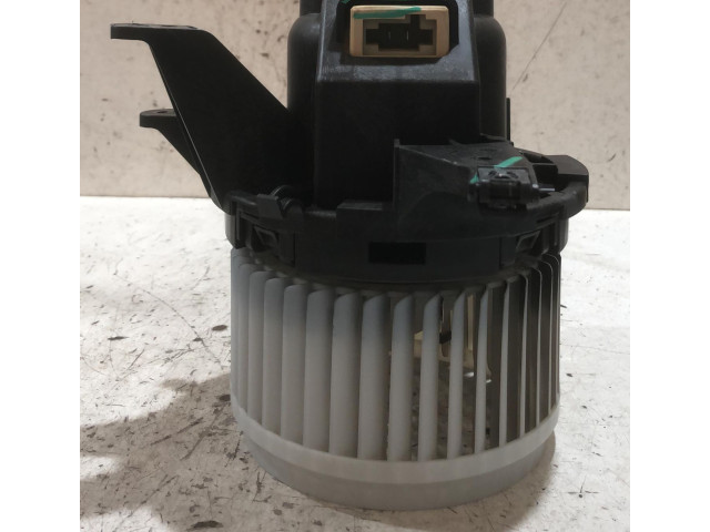 Вентилятор печки       Fiat 500L