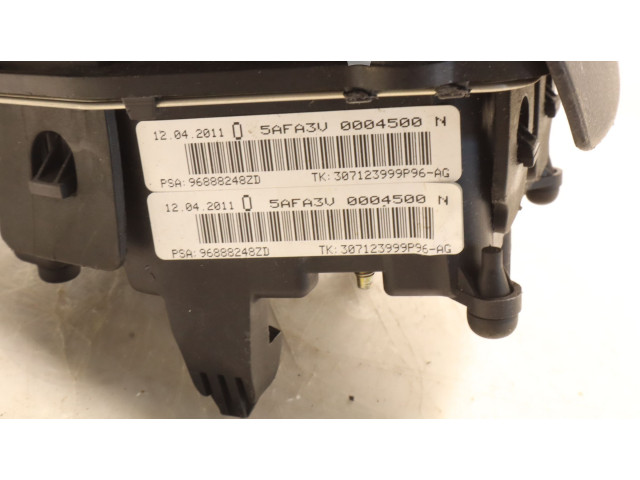 Подушка безопасности водителя Citroen DS4