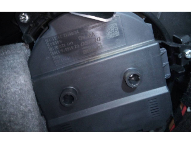 Вентилятор печки 4H1820021B Audi A7 S7 4G