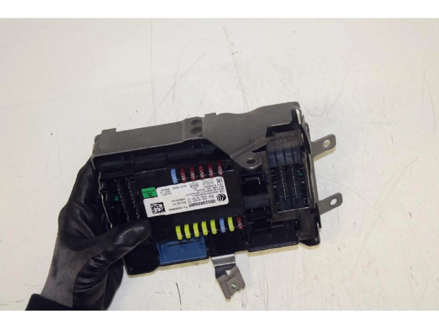 Блок предохранителей    Jeep Renegade    