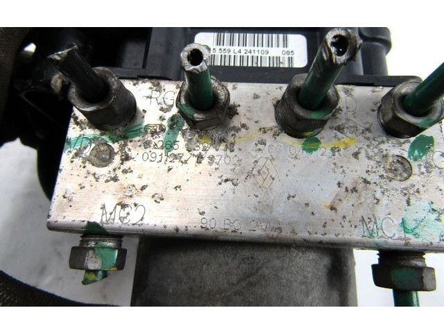 Блок АБС 476604621R Dacia Sandero 2008 - 2012 года