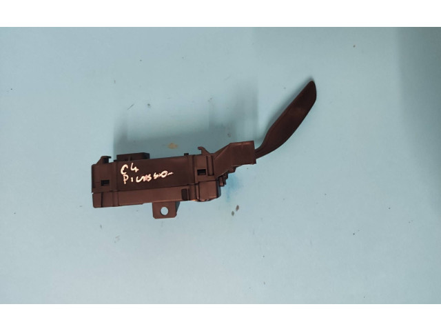 Включатель скорости стеклоочистителей 9681135XT Citroen C4 I Picasso