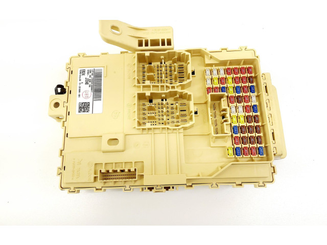 Блок предохранителей 91953J7240 KIA Xceed