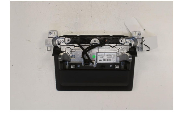 Дисплей       Jeep Compass