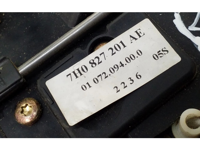 Замок багажника 7H0827202C, 7H0827201AE Volkswagen Transporter - Caravelle T5 2003 - 2015 года