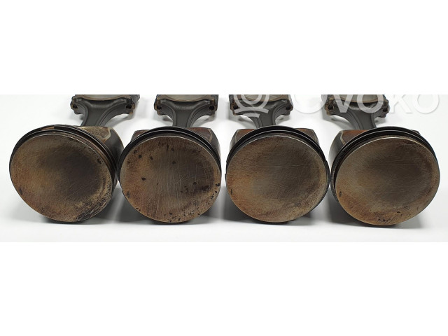 Píst Mercedes-Benz A W169