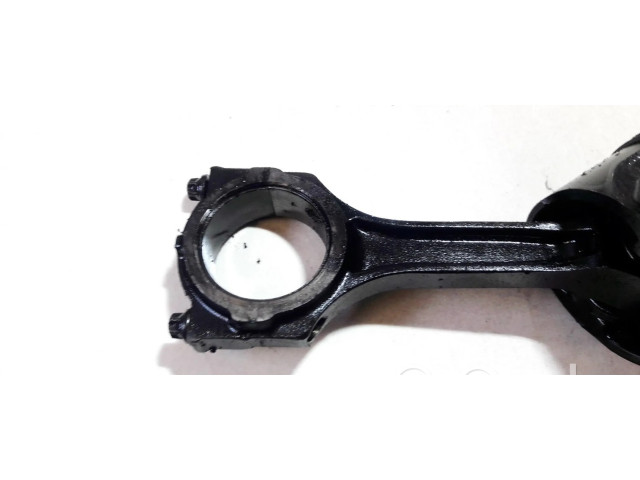 Píst 24655b Ford Mondeo Mk III pro naftový motor 2.0