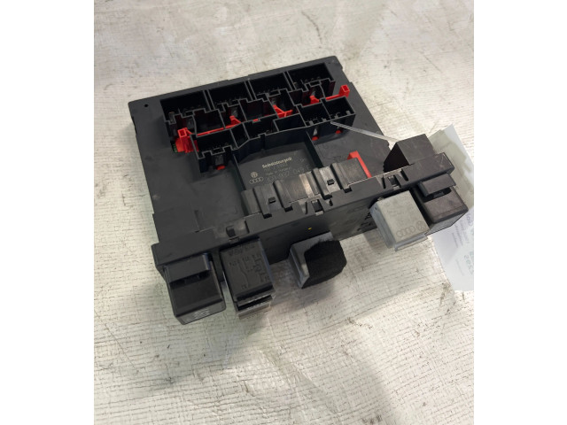 Блок предохранителей 3C0937049E, 28022870 Volkswagen Golf Plus