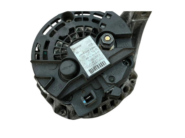 Генератор 30667894, 0124525060   Volvo XC90      