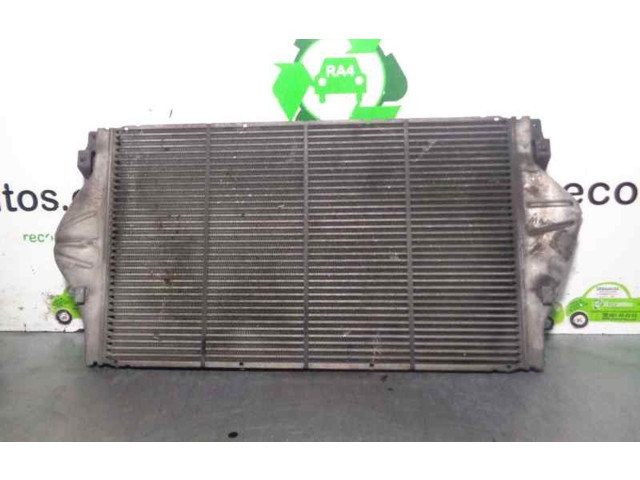 Интеркулер  8200033732, 0002382   Renault Vel Satis 